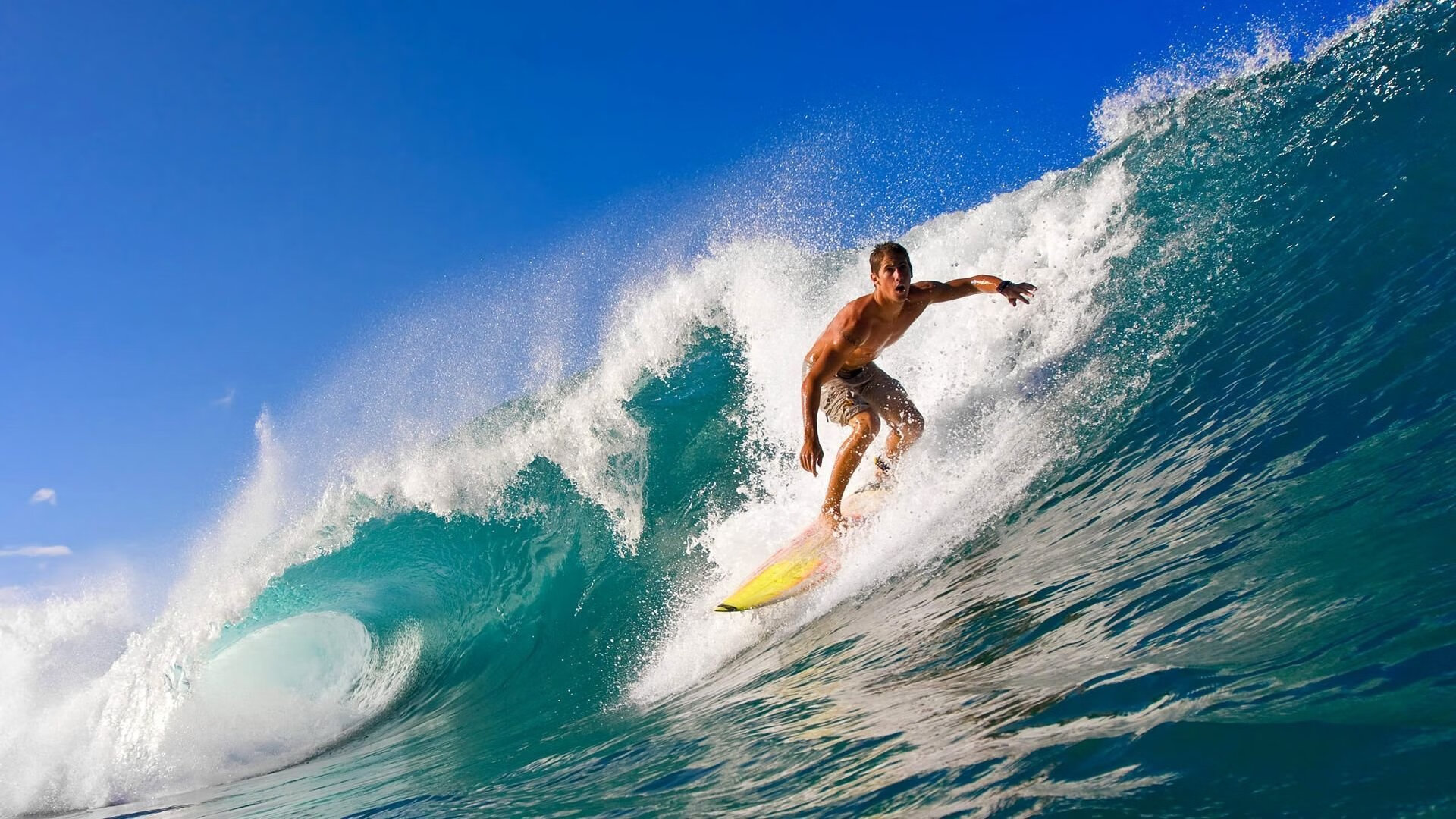 开云体育入口-橙潮席卷巴林！巴雷拉以大师级表现终结葡萄牙统治，F1新赛季在颠覆中轰鸣启航